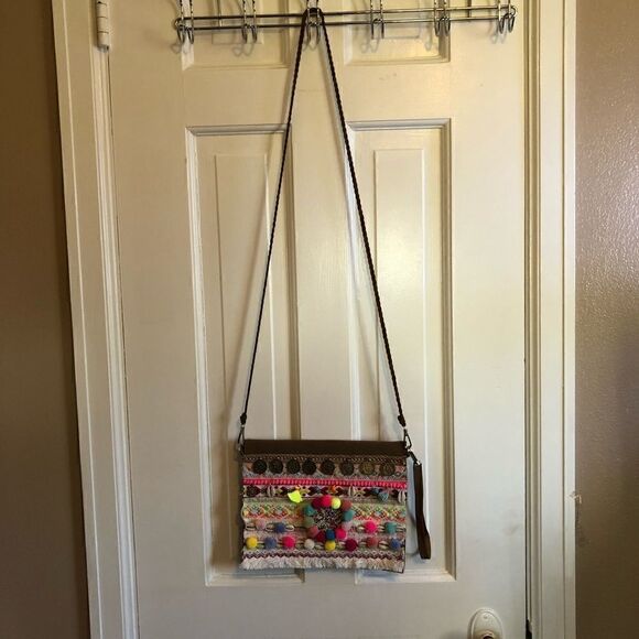 Colorful textured Genuine Leather purse - Picture 2 of 8